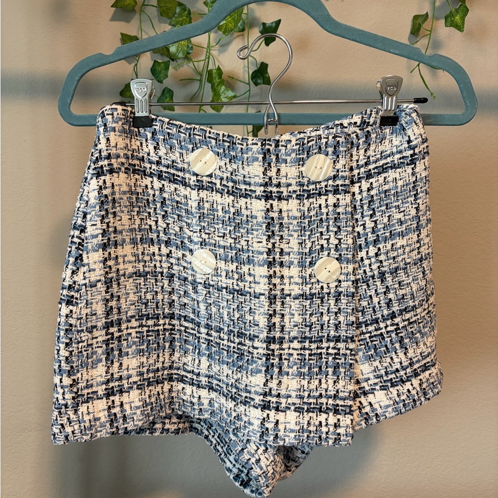 Zara Navy and White Tweed Skort with Decorative Buttons